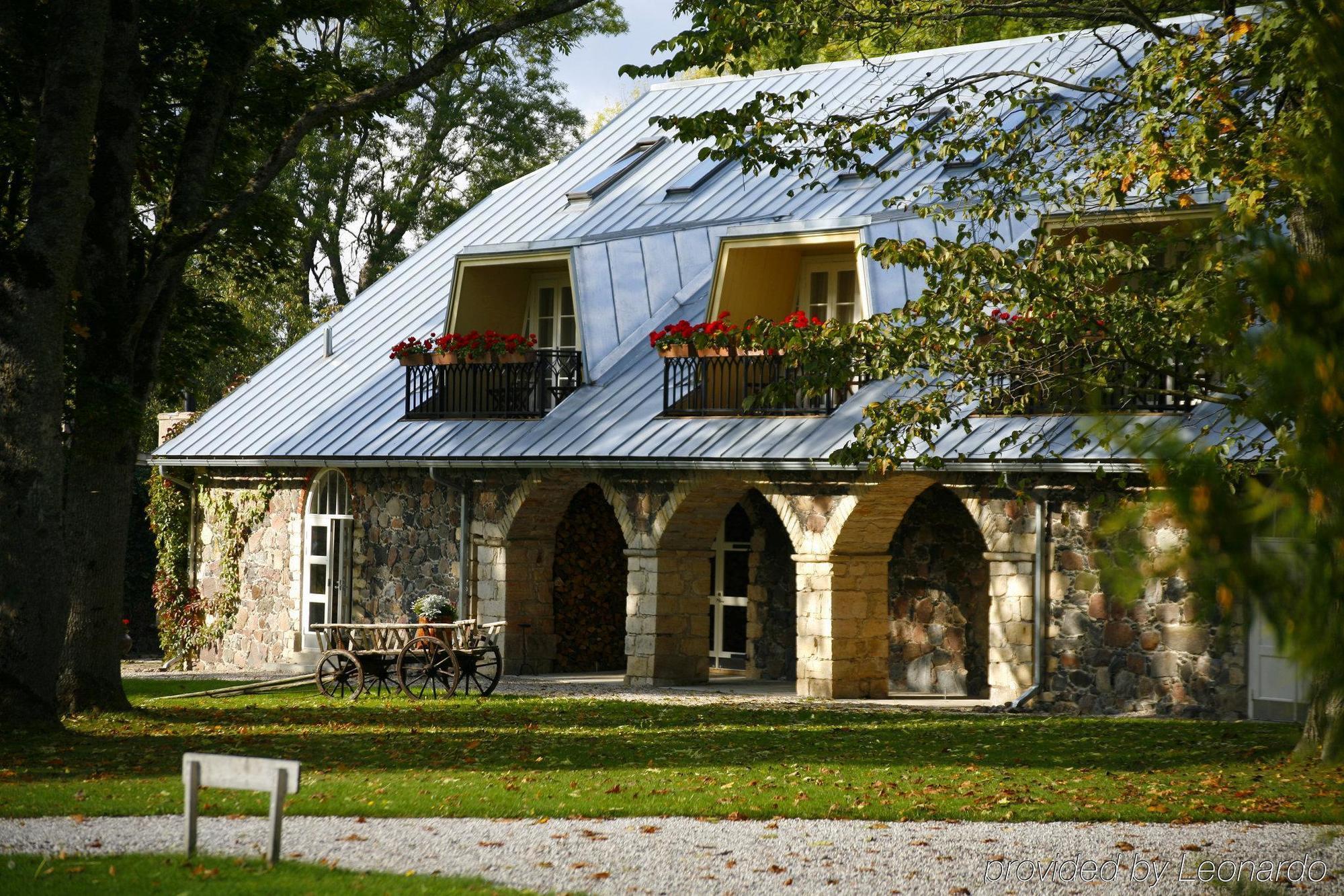 Paedaste Manor Exterior foto