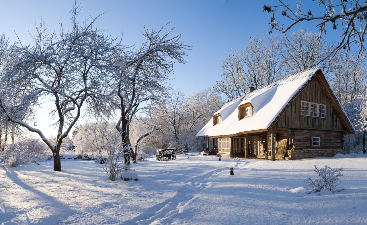Paedaste Manor Exterior foto